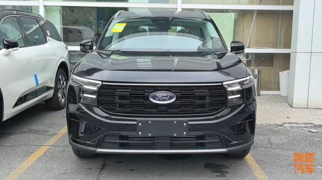 大七座合資SUV不到20萬，探店福特銳界L，你覺得卷不卷？