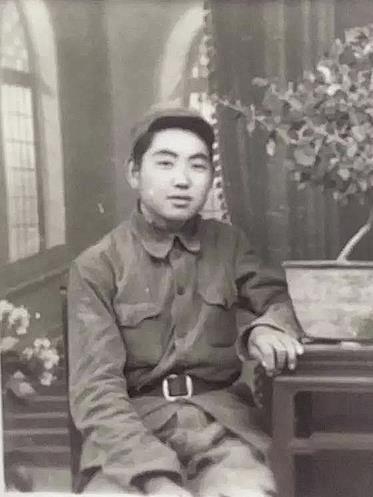 陳廷珠：步行進入石家莊的汽車兵