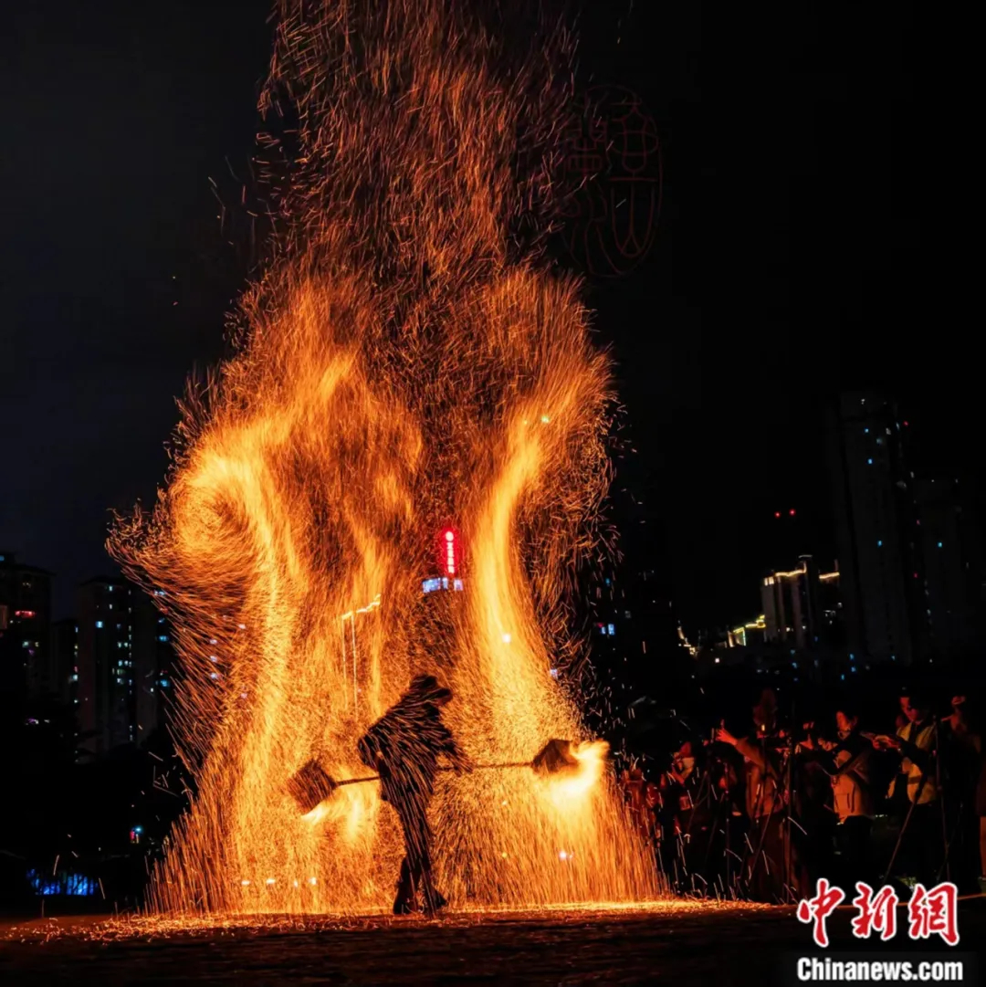 人這一輩子，一定要到莆田鬧一次元宵