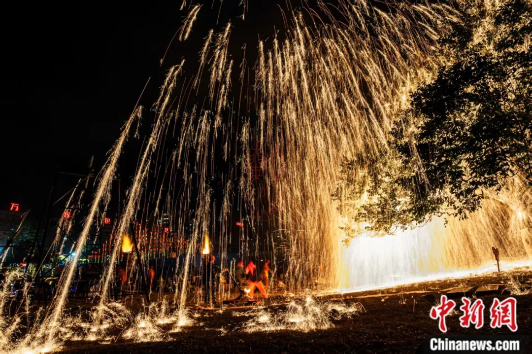 人這一輩子，一定要到莆田鬧一次元宵