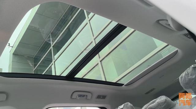 大七座合資SUV不到20萬，探店福特銳界L，你覺得卷不卷？