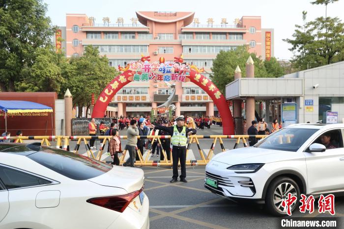 廣東警方檢查校園3.49萬余間 廣大師生平安開啟新學(xué)期