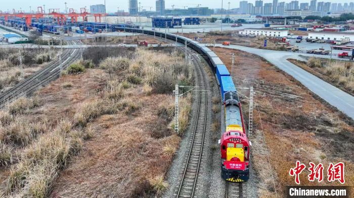 中歐班列上新 亞蓉歐大通道（成都—明斯克）大洋物流精品專線首發(fā)