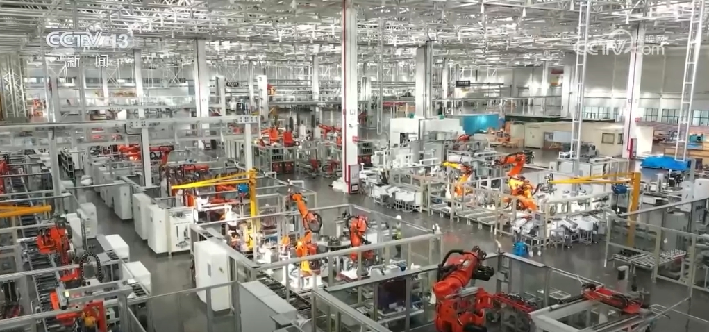 有利因素集聚增多 我國(guó)機(jī)械工業(yè)持續(xù)發(fā)揮國(guó)民經(jīng)濟(jì)重要引擎作用