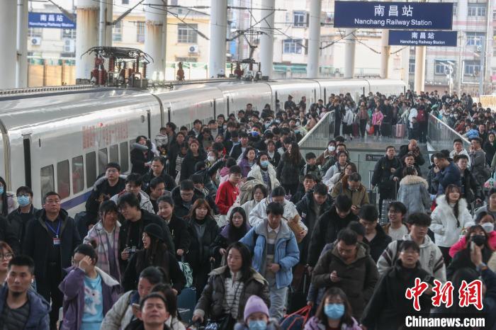 2025年春運前31天 南鐵累計發(fā)送旅客已超2700萬人次