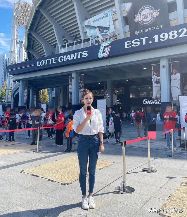 韓國(guó)極品美女主持人！黑絲大長(zhǎng)腿！太有魅力了！