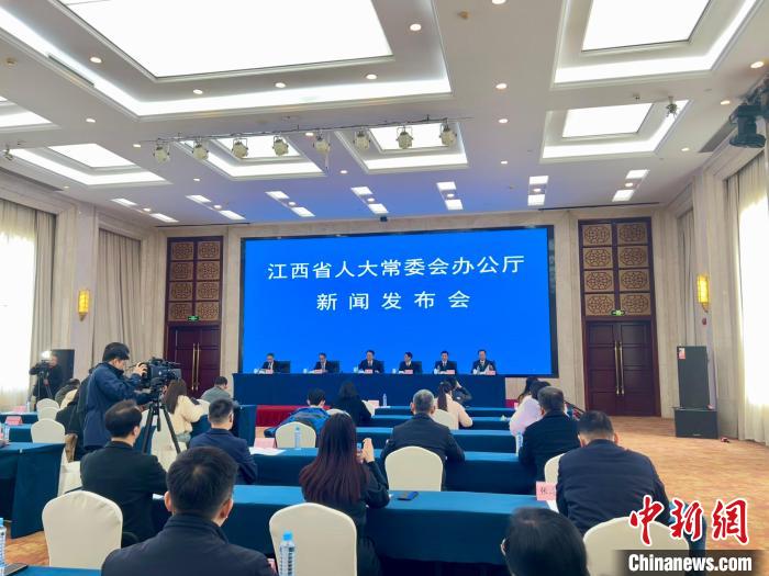 《江西省公路條例》將施行 探索高速公路差異化收費