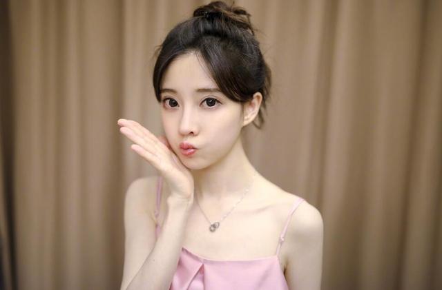 斗魚(yú)歷史上最著名的3位“一姐”，兩位已被遺忘，一位徹底破圈