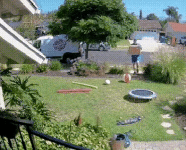 現(xiàn)在女大學生太開放, 這么隱私的東西露在外面, 男人看了都臉紅!