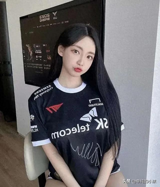 最美女主播！還得是韓妹，這大白腿