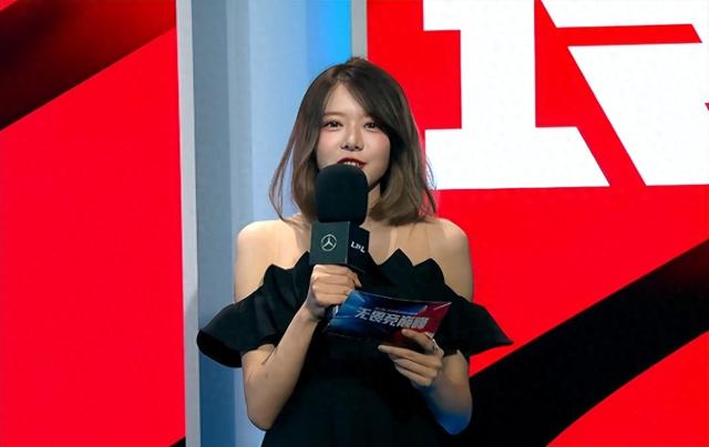 LPL三大美女主持亮相，小鈺神情低落，替Rookie擔心，張導獨寵她