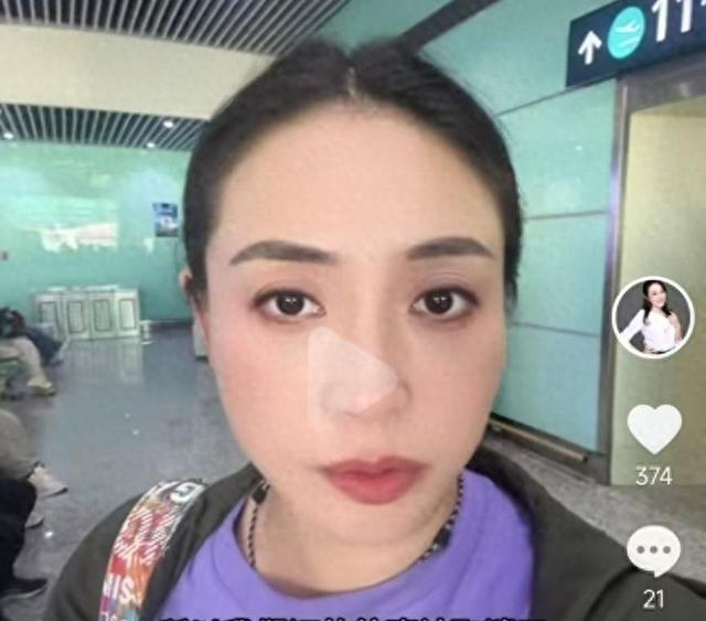 深夜直播遇暴雨，高跟鞋慘遭蹂躪，女主播崩潰大哭