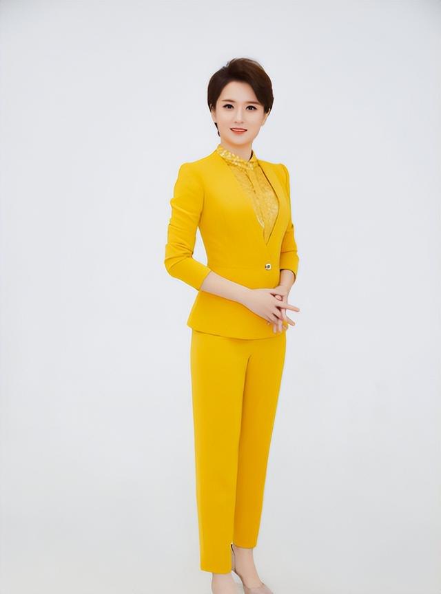 山東電視臺，有個美女主持人叫李莎