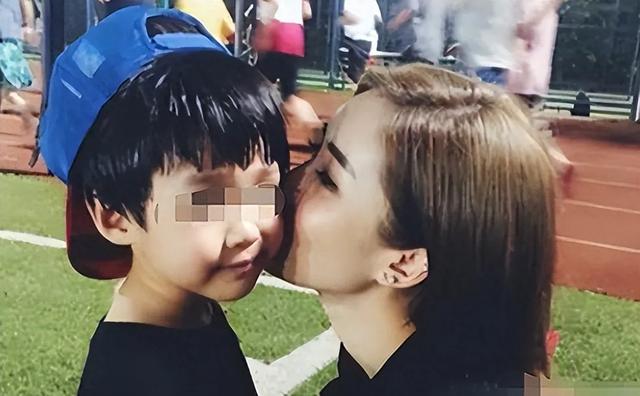 韋雪：從洗頭小妹到直播帶貨女王，她的逆襲之路