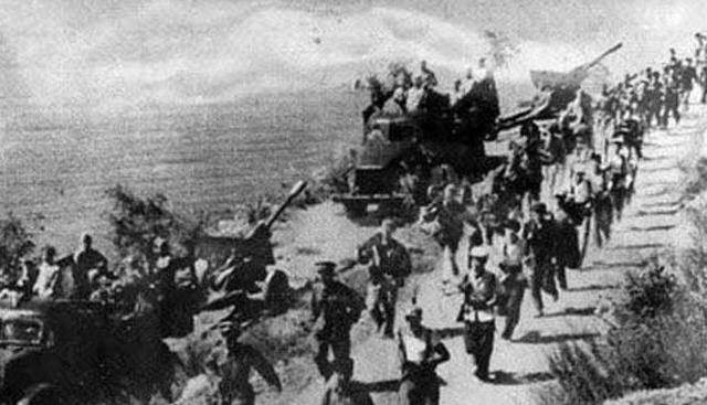 殘害無辜的女匪田玉蓮，與丈夫藏匿深山16年，因要生孩子暴露被誅