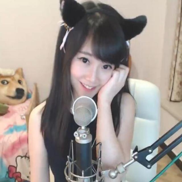 LOL又爆女主播代打？網(wǎng)友：太過分，我黃金段位都忍不了！