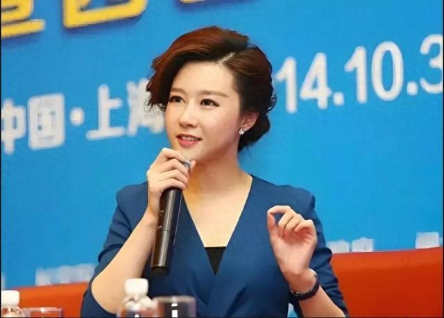 大戰(zhàn)繼子的后媽周婷，從財(cái)經(jīng)女主播做到董事長(zhǎng)，卻背負(fù)了百億債務(wù)