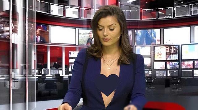 尺度驚人！阿爾巴尼亞新聞界女主播真空穿西裝，胸前內(nèi)容引發(fā)熱議