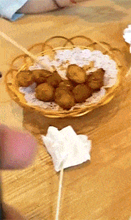 現(xiàn)在女大學生太開放, 這么隱私的東西露在外面, 男人看了都臉紅!