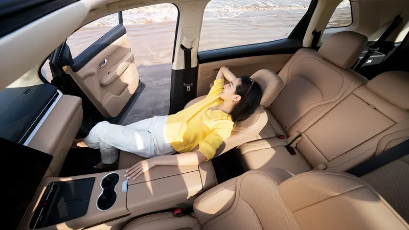 10萬預算買家用插混SUV愁斷腸？藍電E5 PLUS長續(xù)航先享版幫你破難題！