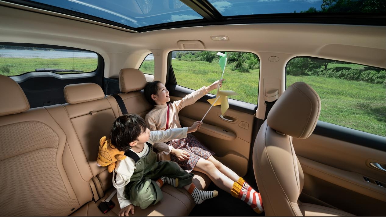 藍(lán)電E5 PLUS 165km長(zhǎng)續(xù)航版先享版的價(jià)格太無(wú)敵了！到手只用9.98萬(wàn)