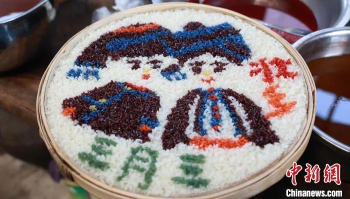 春天打翻調色盤，竟被壯鄉(xiāng)人蒸成了飯！