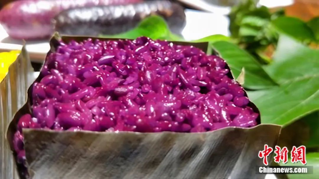 春天打翻調色盤，竟被壯鄉(xiāng)人蒸成了飯！