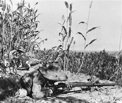 游擊健兒逞英豪