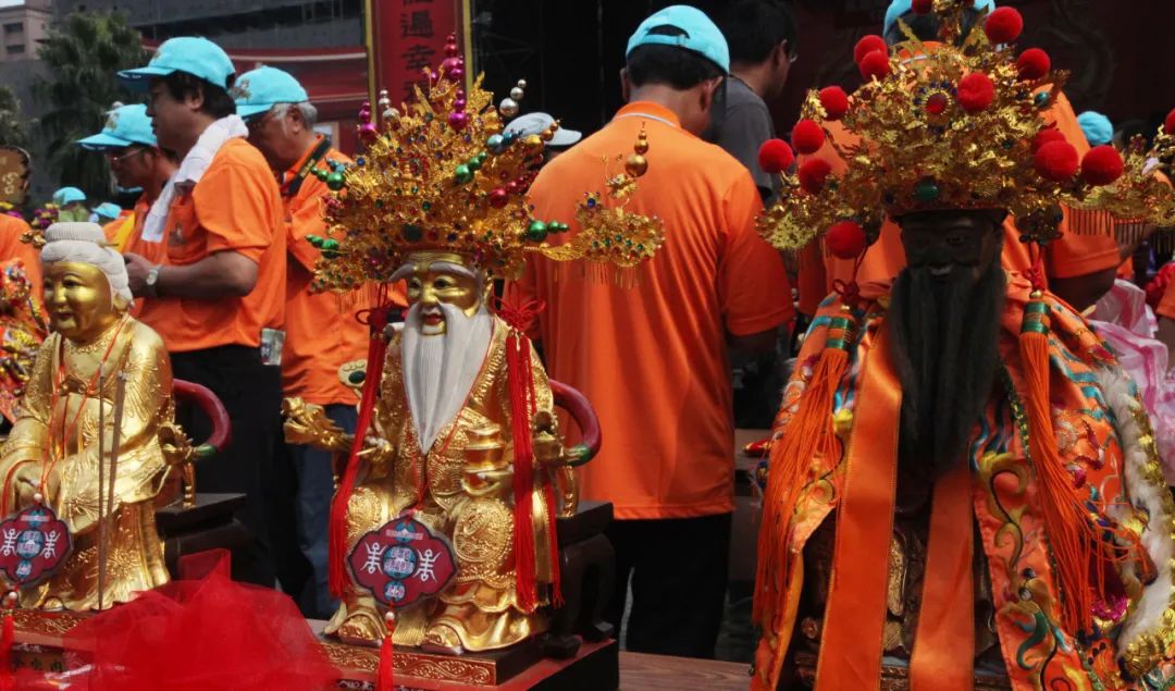 東西問(wèn)丨里韋拉·埃斯皮諾薩：人類應(yīng)以何種“新禮”回贈(zèng)大地？