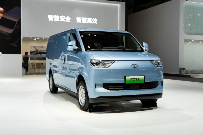 瑞馳汽車亮相2025世界智博會，以五大自研技術(shù)引領商用車智慧生態(tài)