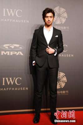 陳柏霖、修杰楷等4名臺灣藝人承認花錢偽造病歷逃兵役